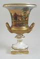 Vase, 
Porzellan, 
Deutschland, 
Empire, 
um 1820. 
Quadratfuß, 
Profil-Stamm, 
urnenförmig mit 
zwei ...