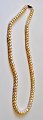 Perlenkette, 
20. 
Jahrhundert. 
Mit Schloss. L. 
46 cm.