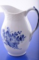 Royal 
Copenhagen 
porcelain, Blue 
flower braided. 
Cream jug no. 
8026. Height 
11.5 cm. 4 1/2 
...