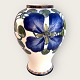 Royal 
Copenhagen, 
Aluminia, 
Klematis-Vase 
#201/ 394, 17,5 
cm hoch, 13 cm 
Durchmesser 
*Mit ...