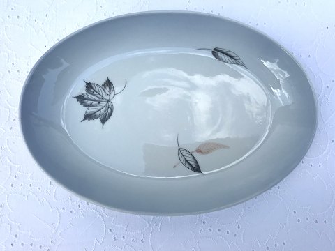 Bing & Grondahl
Løvfald
Serving dish
# 18
* 75 DKK