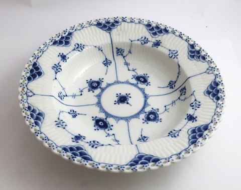 Royal Copenhagen. Blue Fluted Full Lace. Deep plate. Model 1079. Diameter 23 cm. 
(1 quality).