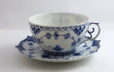 Royal Copenhagen. Musselmalet, Vollspitze. Große Teetasse. Modell 1142. (2 
Wahl).