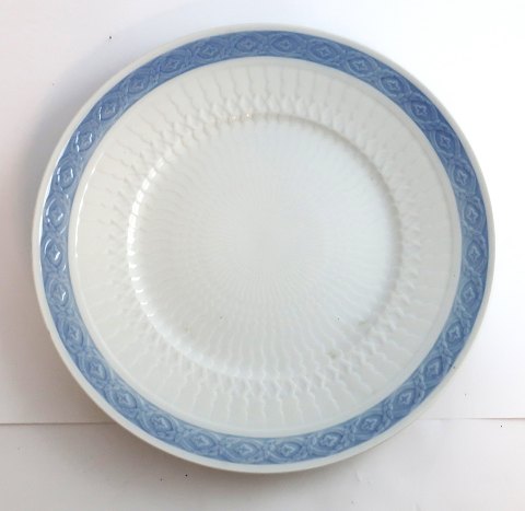 Royal Copenhagen. Blauer Fan. Speiseteller. Modell 11519. Durchmesser 25,5 cm. 
Schön erhalten (3 Wahl)