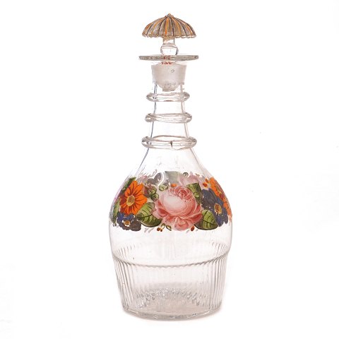 Emailledekorierte Karaffe um 1860-80. H: 22,5cm