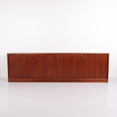 Anrichten / Sideboards