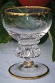 Glas mit 
Goldrand 
Gisselfeld 
Glasgeschirr 
von Holmegaard 
Glashütte, 
produzierte von 
1933 bis ...