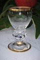 Glas mit 
Goldrand 
Gisselfeld 
Glasgeschirr 
von Holmegaard 
Glashütte, 
produzierte von 
1933 bis ...