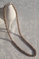 Collierllier, 
Halskette in 
Sterling 
Silber, Länge 
50 cm. Gewicht 
54 Gramm. Der 
Stempel 925s. 
...