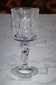 Offenbach 
Kristall 
Glässer von 
Lyngby Glass.
Süsswein- 
glas, Höhe, 
11,8 cm. 
Tadelloser 
Zustand.