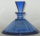 Parfüm-Flakon 
in sea blau 
Kristall, 
Frankreich o 
1920. konisch. 
Mit konischen 
Propfh - ...