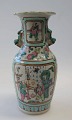 Chinesische 
Vase, 19. 
Jahrhundert 
Tao-Kwang 1821 
-. 1850. 
Famille verte. 
Polychrome 
dekoriert. ...