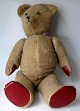 Großer alter 
Teddybär. 20. 
Jahrhundert. 
Plüsch mit 
Nappa. H:. 50 
cm.
