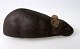 Schuco Maus in 
Metall, 
Deutschland. 
Mit den Ohren 
in den Stoff. 
L:. 8.5 cm. 
Gestempelt:. 
Schuco ...