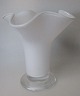 Orrefors 
Glas-Vase, AN 
4760-21, 
Schweden, 20. 
Jahrhundert. 
Klar und weiß 
Glas. Design: 
Anne ...