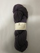 Roving
Roving ist ein Naturprodukt von der höchsten 
Qualität von den Angoraziegen aus Süd Afrika
Diese Farbe ist: Lila, Farbenr. 4097
Knäuel mit 100 Gramm