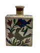 Persische 
Flaschenvase, 
Iznik-Keramik, 
Qajar. 
Polychrome 
Bemalung mit 
Hirsch bzw. 
Vogel auf ...