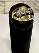 Brillanter 
Ring.
Gold 750 18k
Diamanten: 3 
Stk. von 0,35 
Gesamt: 1,05 
Ct. Top 
Wesselton ...