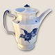 Royal 
Copenhagen, 
Eckige blaue 
Blume, 
Kaffeekanne 
310/ 8502, 25 
cm hoch, 24 cm 
Durchmesser, 2. 
...