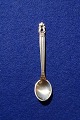 Konge oder Acorn Georg Jensen Silberbesteck, vergoldet Moccalöffel oder Salzlöffel 8,3cm