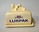 Lurpak-
Butterbehälter, 
Steingut, 20. 
Jahrhundert. 
Gestempelt: 
Exklusiv für 
Lurpak 
hergestellt. 
...