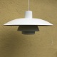 Weiße PH 
4/3-Lampe. 
Design Poul 
Henningsen, 
hergestellt von 
Louis Poulsen. 
Scheint in sehr 
gutem ...