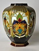 Fayencevase, 
Jugendstil, DvW 
Specidal, 
Arnheim, 
Niederlande, 
20. Jahrhundert 
Polychrom ...