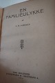 En 
Familieulykke
Af E.M. 
Jameson
1914
Vort Bibliotek
Tidens tand: 
Løse sider samt 
forside ...