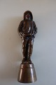 Eine alte 
Figur, 
vielleicht ein 
Fischer, aus 
Messing
H: um 13cm
Schwer
In sehr gutem 
...