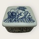 Björn Wiinblad
Box mit Deckel
3184-337
375 DKK