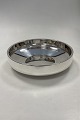 Georg Jensen 
Sterling Sølv 
Skål Henning 
Koppel No. 
1131A
Måler 7cm x 28 
cm. / 2,76 x 
11,02 ...