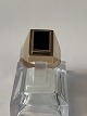Men's gold ring 
with black 
Onyx, 8 carat,
Stamped: 
G.Br., G.Br.
Manufacturer: 
1972-1995 ...