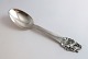H. C. Andersen 
Abenteur 
Löffel. 
Silberbesteck. 
Tölpel-Hans. 
Silber (830). 
Länge 15 cm.