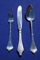 Antique Rokoko 
oder Antique 
Dänisch 
Tafelsilber 
Besteck Dänisch 
Silberbesteck 
aus drei Türme 
...