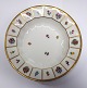 Königliches 
Kopenhagen. 
Henriette. 
Tiefer Teller. 
Modell 
444-8546. 
Durchmesser 
25,5cm. (1 
Wahl).