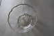 Eine alte 
schöne 
viereckige 
Schale aus Glas
Durchm: 17cm
H: 8cm
Aus den 
1900-Jahren
In sehr ...