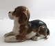 Königliches 
Kopenhagen. 
Porzellanfigur. 
Liegender 
Beagle. Modell 
565 (2565). 
Länge 16 cm. ( 
1 Wahl)