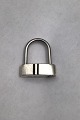 Georg Jensen 
Sterling Silver 
Key Ring No. 
408 
Measures 3.5 
cm x 3.1 cm 
(1.37 inch x 
1.22 inch) ...