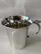 Queen / 
Acanthus, Georg 
Jensen 
Children's Cup 
Sterling 
silver.
Designed by 
Johan ...