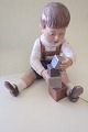 Dahl Jensen (DJ) figur (DJ in Kopenhagen)
Der Junge mit den Klötze
Nr.: 1167
1. Wahl
H: 13,5cm
In gutem Zustand