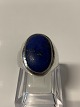 Statement ring 
i sterlingsølv 
med Lapis 
lazuli. 
Størrelse. 66. 

Stemplet 925S. 

Brugt ...