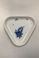 Royal 
Copenhagen Bleu 
Royal Trekantet 
Fad No. 14033