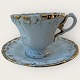 C.T. Altwasser, 
Große Tasse mit 
Gold. Auf der 
Unterseite der 
Untertasse 
befindet sich 
ein ...