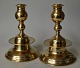 Paar Repliken 
barocker 
Glockenhalter 
aus Messing, 
20. 
Jahrhundert. 
Dänemark. Ohne 
Stempel. H.: 
...