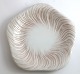 Königliches 
Kopenhagen. 
Rosa Muschel. 
Design Arje 
Griegst. 
Menüeteller. 
Durchmesser 
24,5 cm. ...