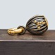 Ole Lynggaard guld smykke.Ole Lynggaard; Sweet drop charm til at sætte på armbånd eller ...