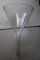 Selten antik 
Trichter aus 
glas
H: 23cm
Trichter 
Durchm: 16cm
Anfang 
1900-Jahren
In sehr ...