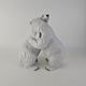 Figur i kongeligt porcelæn med form af to stående isbjørneNr. 352Formgiver Allan ...