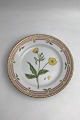 Royal Copenhagen Flora Danica Salat Tallerken No. 20 / 3573Latinsk navn: Ranunculus ...