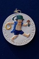 Kinderhilfstag Teller 1910 in Relief von dänisch Aluminia